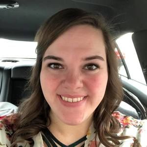 Meet your Posher, Courtney